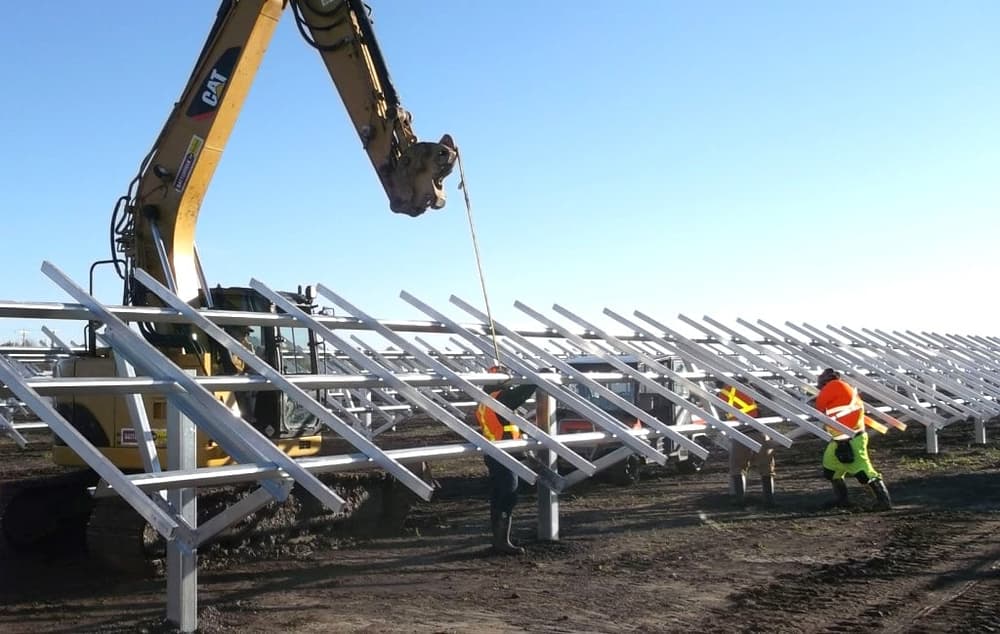 Alberta’s Oilsands Workers Should Look to Solar for Job Prospects